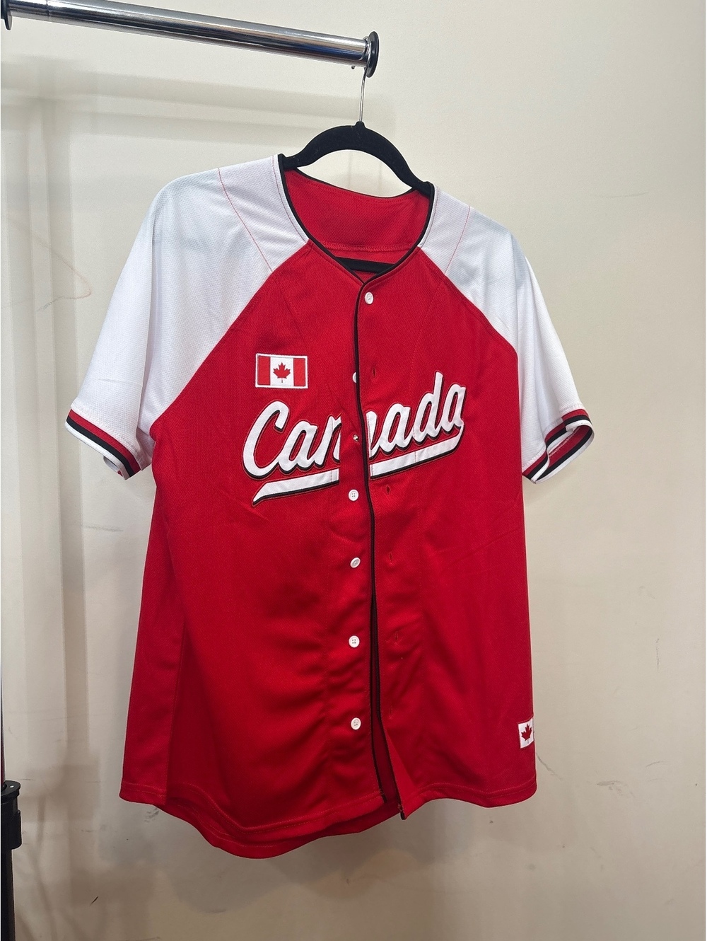 CANADA Baseball Jersey Red and White with flag Size Small